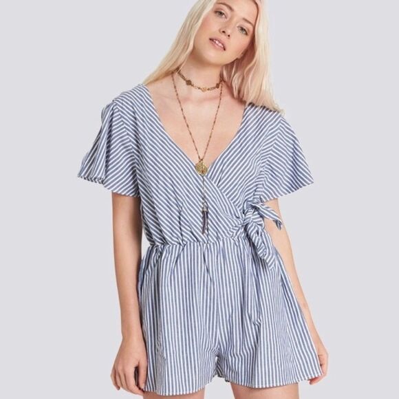 Element Flirty Striped Plunge Romper M - Picture 1 of 9